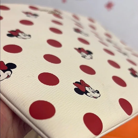 kate spade White & Red Minnie Mouse Polka Dot Wristlet Clutch - Picture 10 of 16